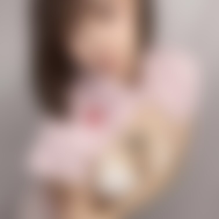 お世話になってます💓ririです🦂
今日はエチかわ透け透けナース服で大人配信します!
チェリーライブ見れ