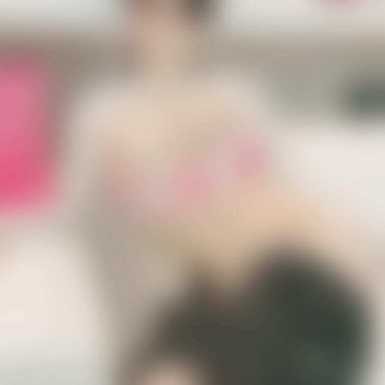 おっぱいまるだしです🥰