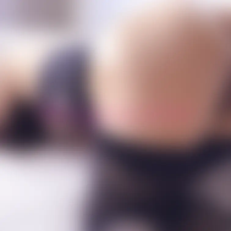 いい音が鳴るって噂のおっきなおちり🍑です
もっといっぱいハメ撮りしよ❣️
