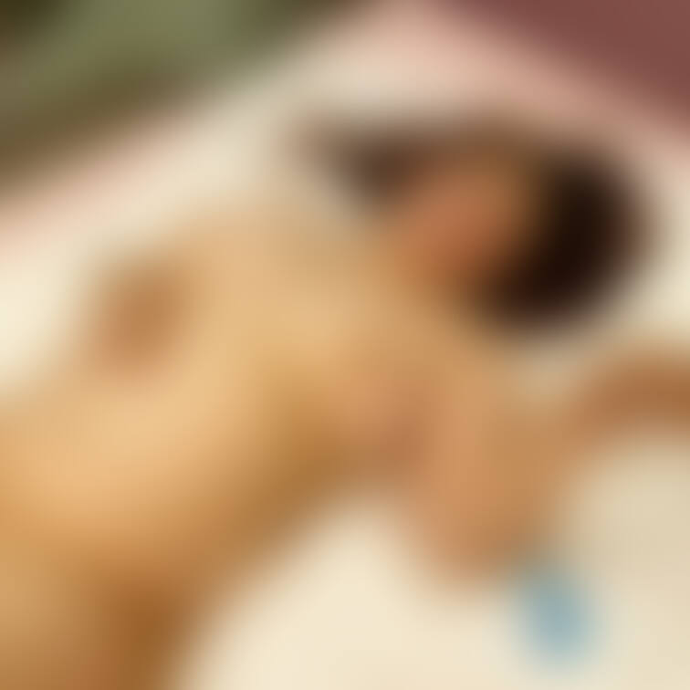 午前中に3人の男性から呼び出しがありました。

午後からパートだったので、あまり時間がなかったので、シャワーも行かな