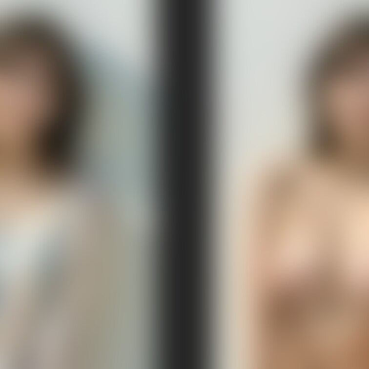 着衣と脱衣を並べた画像です。画像№388