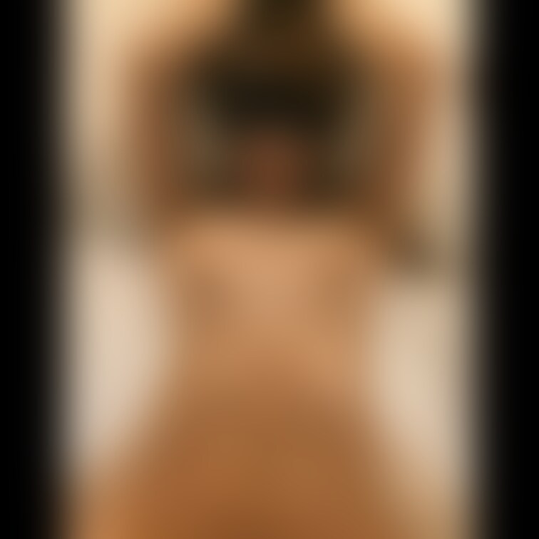 ファン登録してくれた会員さんと撮影会した時の写真や動画です💖
フォローといいねお願いします😍