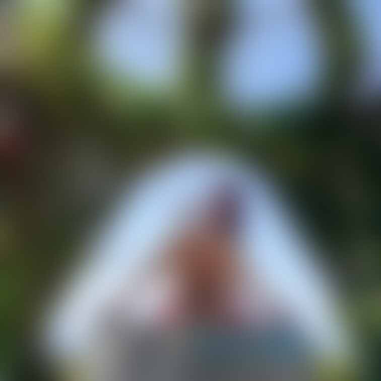 過去の削除写真の再投稿です。（2023年6月投稿）
ラピュタっぽい公園で・・・①