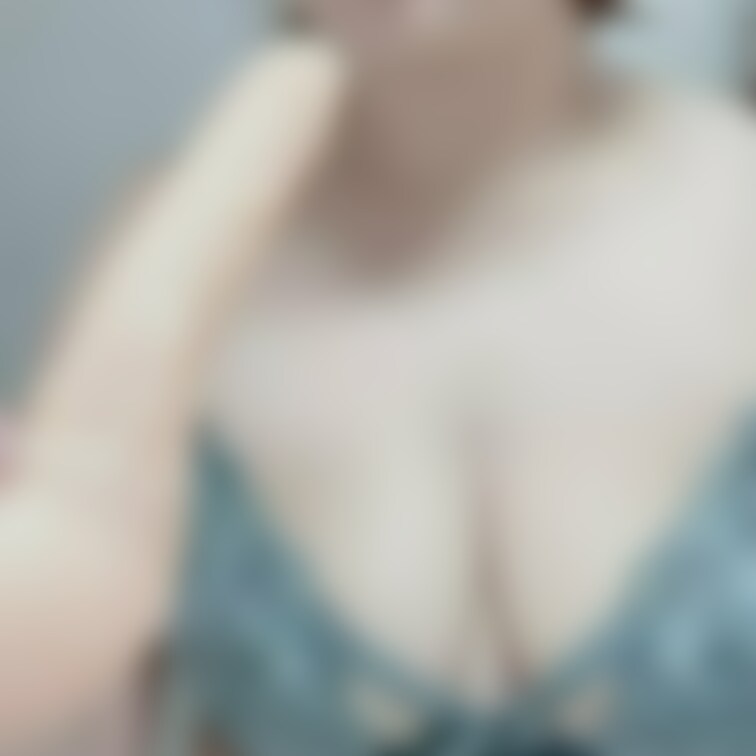 ディルドフェラの練乳バージョンです❤︎

練乳…つまりあの白いのをしゃぶりついてるわけで、
これは本当に見てほしい