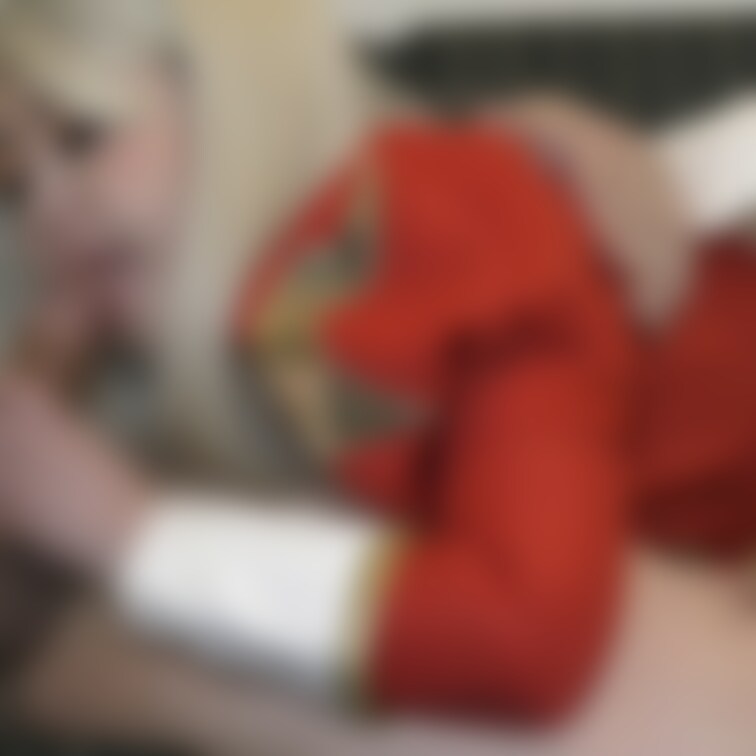 (衣装:♀ハイプリースト)顔出し版おしゃぶり、お口えっち2
アングル変えてしゃぶってもらってます。こんな可愛い聖職者の○○○に、ご奉仕させるの凄く気持ちいい (1/2)