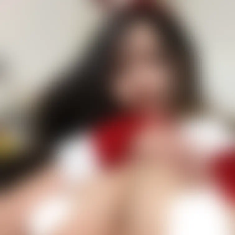 ズームしたらだめよ🫣うさこからのお尻とはみ出た乳輪のクリスマスプレゼント🎁