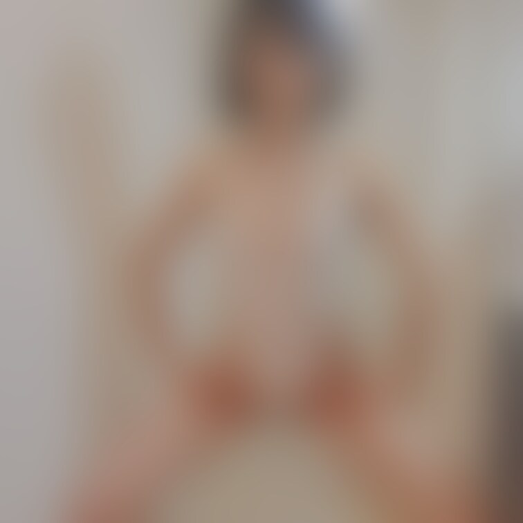 セクシーすぎる衣装🤣
最後の写真は
際どい😂