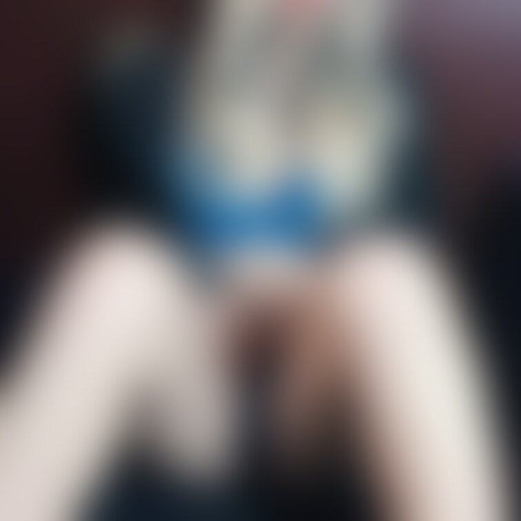 【脚フェチ、お尻フェチ必見💖💖🔞】
金髪ギャルもたまにはいいよね?