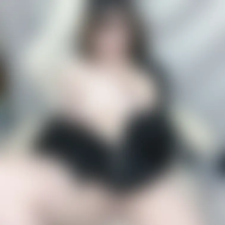 おっぱいもおまんこもまるだし♡
沢山見て欲しいなあ
