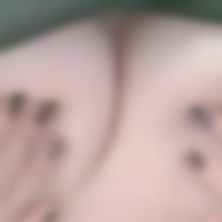 激しくバウンド(?)させてみたり、ぱふぱふ(?)してみました🥺❤️