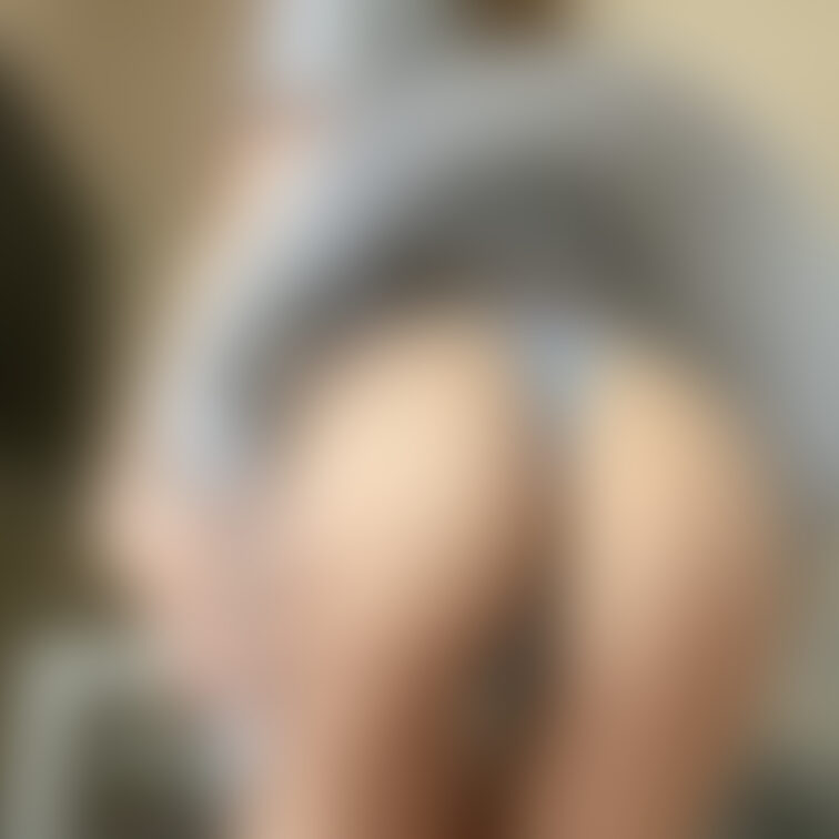 風のパンチラと今日の下着姿💗
じっくりねっとりクリオナニー動画→ https://myfans.jp/posts/46