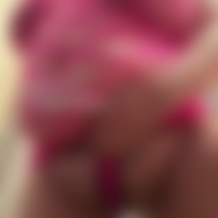 巨乳見て、今日も頑張ろう!!
Get energy from my big boobs!