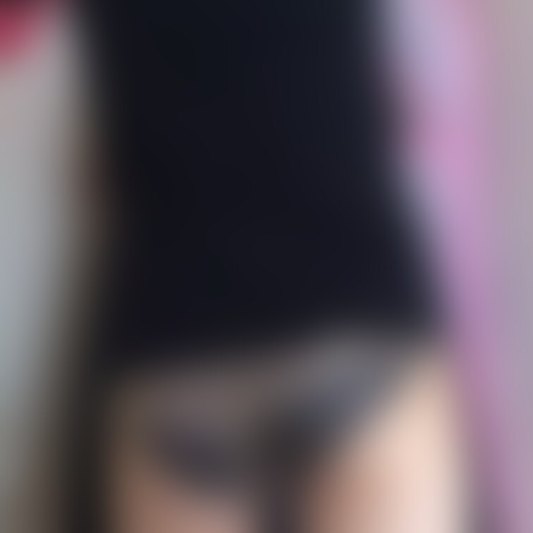 昨夜のもも🍑のお着替えシーン☺️人に見られてると思うと…乳首が勃ってきちゃう🫣☺️