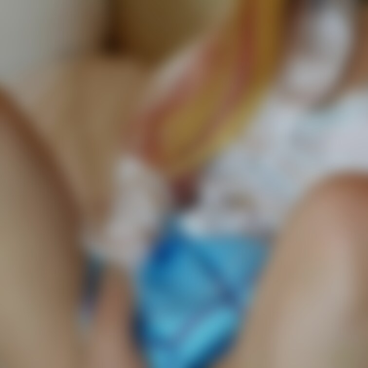 【4K高画質】着せ恋♪ま〇んちゃんのパイパンオ〇ニー♪気持ち良すぎてえっちなお汁でちゃった♪