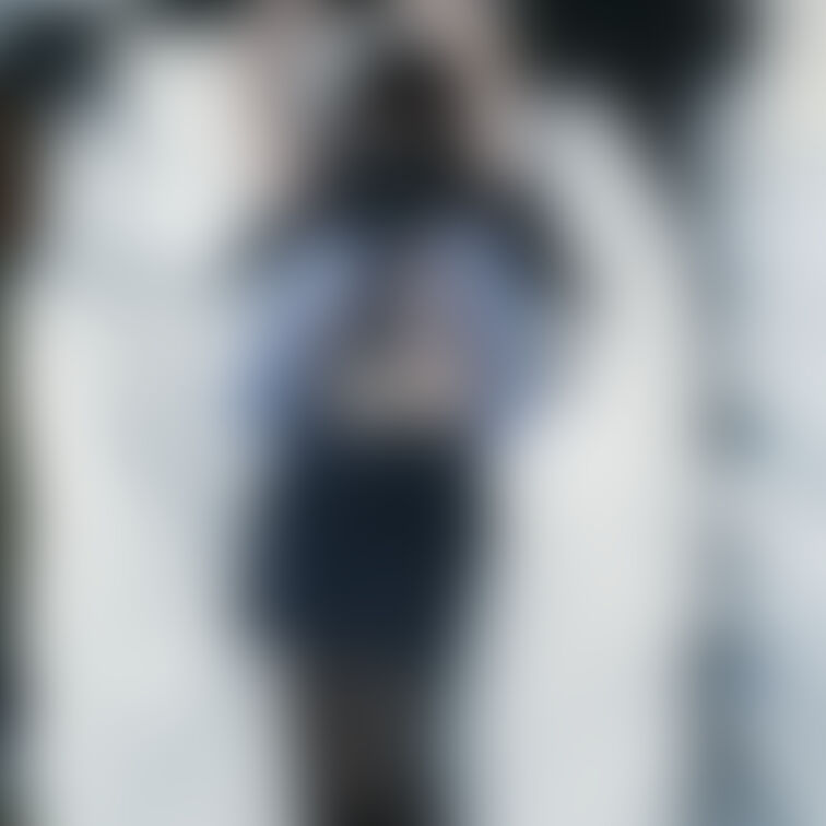 今日の20時に新しい動画をアップしますっ✨
手錠で○○○束されたミニスカポリスと始めるシチュエーションせっくす。スパイ