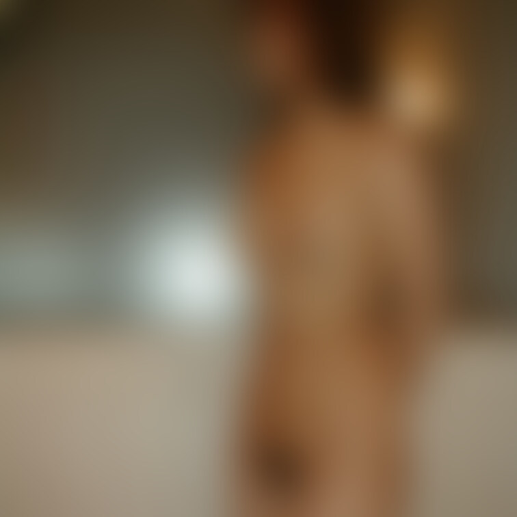 よくよく聞けば、デリヘルで働いていたそうだった
そうなったら遠慮は要らないからガンガン責めました
撮るのも忘れて。。