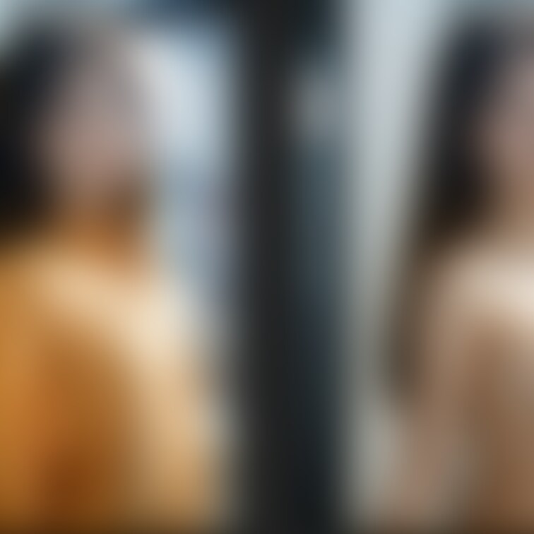 着衣と脱衣を並べた画像です。画像№122