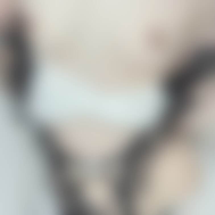 ちっぱいも褒めて〜〜🥺