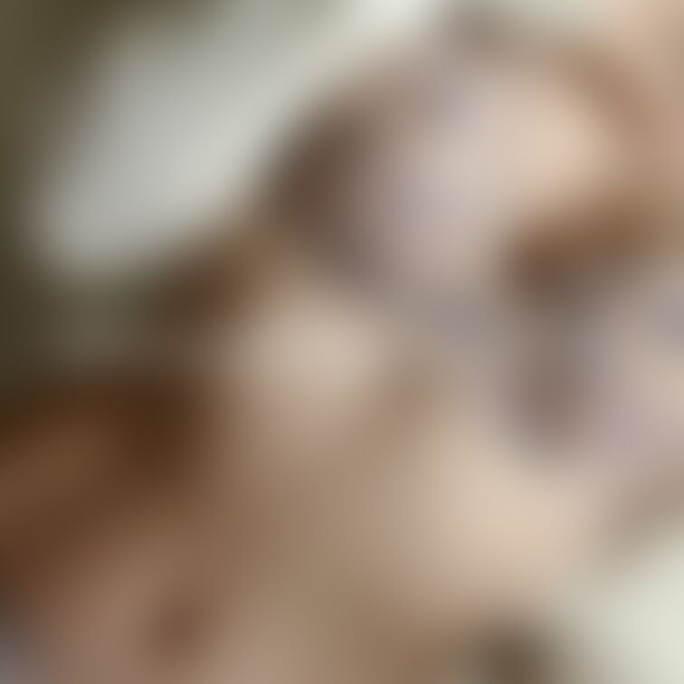 おへそ見えてるお写真もちゃんと用意したよ💁♀️