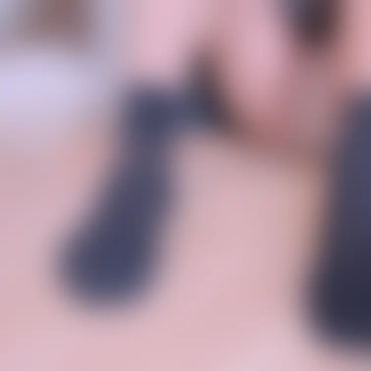 学校の集会とか絶対パンツ丸見えだよね🙈
なんで座らせるんだろう笑
先生がパンツ見たいのかな？😇