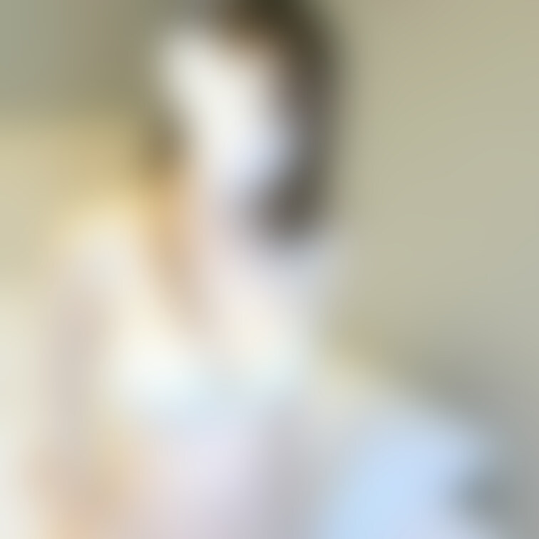 色白、細身、美肌の三拍子そろった妊婦！
本編はコチラからご覧ください
https://myfans.jp/posts