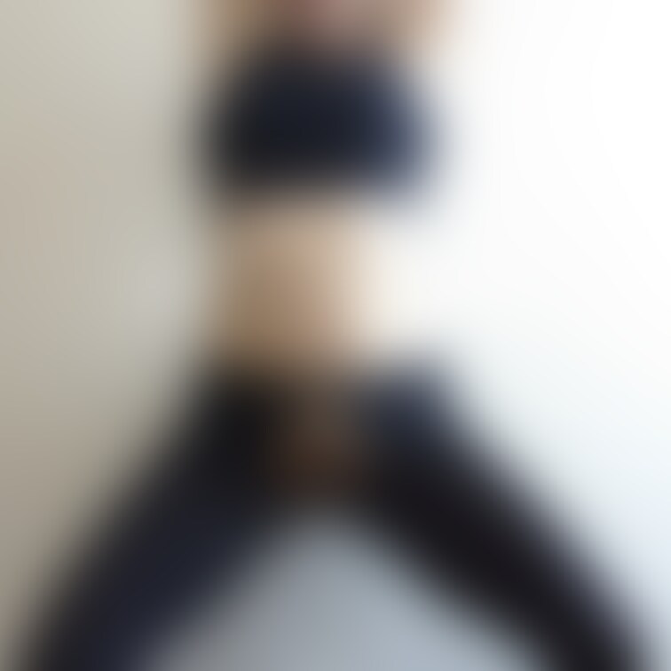 セクササイズはこうやるんだよ？？
#ダブルジッパースパッツ
#人妻
#オナニー
#ディルド
#透明ディルド #