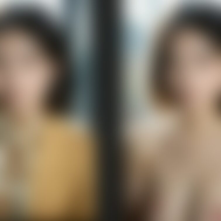 着衣と脱衣を並べた画像です。画像№927