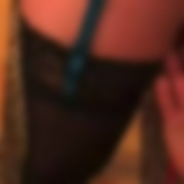 昨日の動画は削除されてしまいました🥺
削除されない動画編集頑張ります
短いですけど過去の○○○束動画です💓