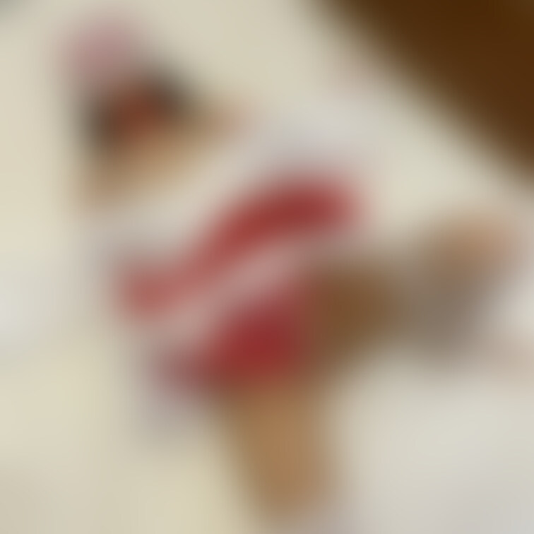 こぎつねちゃんお肌研究2
自分でおしりを持ち上げて見せてくれています
顔を近づけるとこぎつねちゃんの匂いを感じられそ