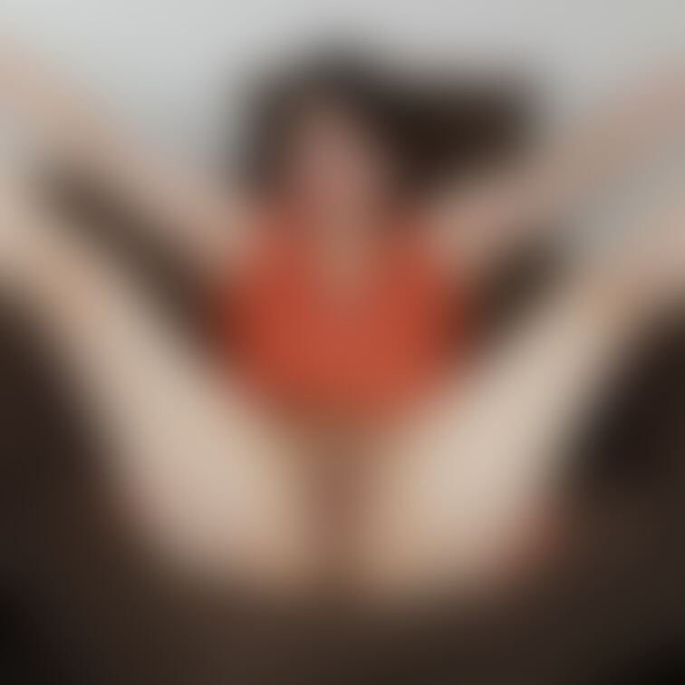 【蔵出し作品】#002_NATSUMI
NATSUMIの「おしっこで大惨事(;^_^A」(11/28ページ)
こ