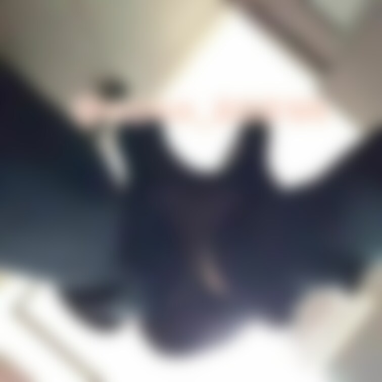 漫画喫茶のブースでこっそり○○○風に撮影してみました(*´ω`*)
○○○した女の子のスカートの中がえっちなぱんつだっ
