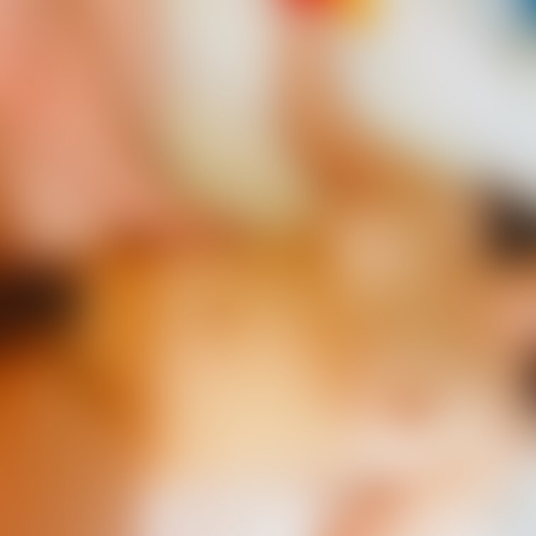 彼氏とはゴムハメらしく、さすがに中出しはNGってことで、たっぷりと大量精子を顔にかけてあげました。
（動画も公開予定）