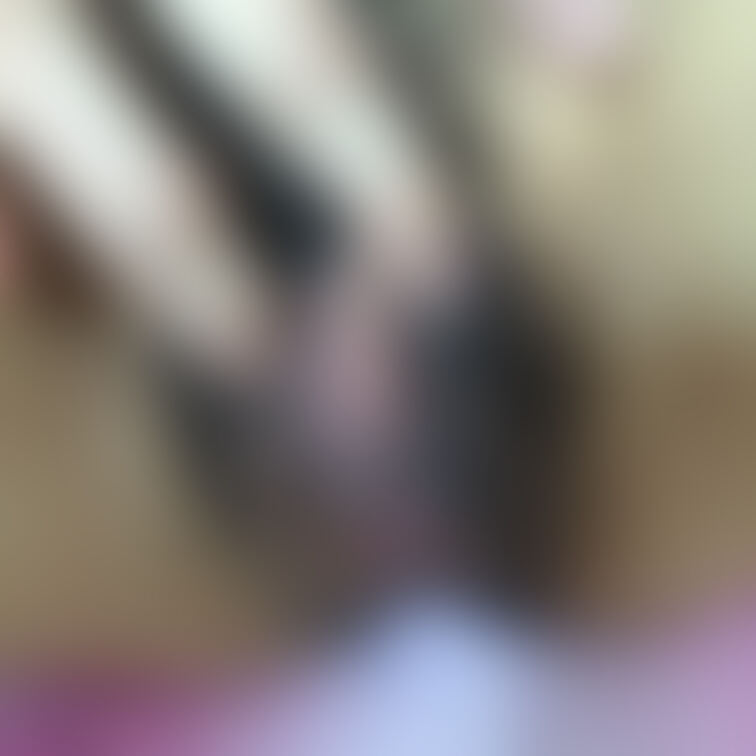 今まで撮影NGが嘘のようにこの時から笑顔を見せてくれてました😍
潜在的にえろが眠ってたのかな？なんて思ってます😁
