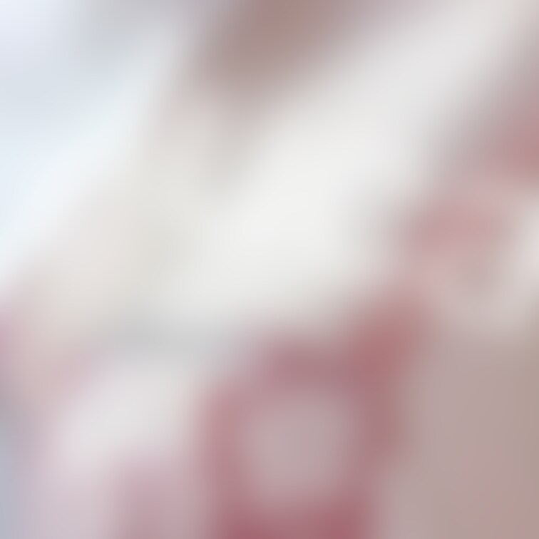今日のブラだよ？さわる？