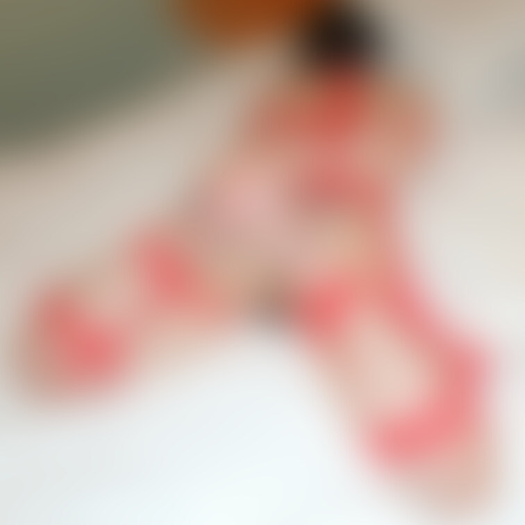 Xのフォロワーから○○○志願してきた○○○女子大生のナギサさんを、初めて全裸で開脚状態で○○○した時の画像です。