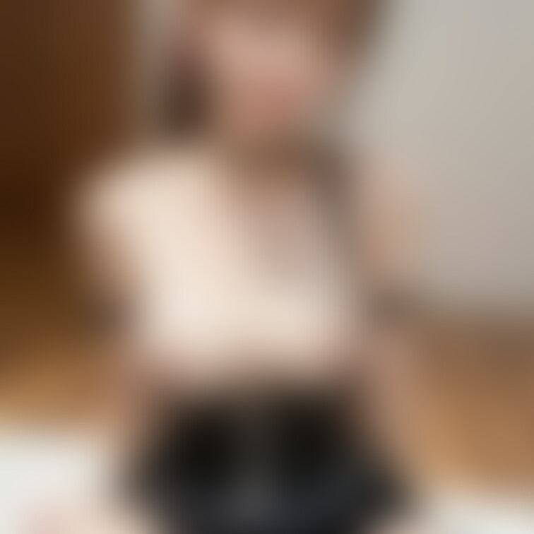 [October 23, 2024 part1] 可愛いメイド服 Cute maid custume.

可愛いメイ