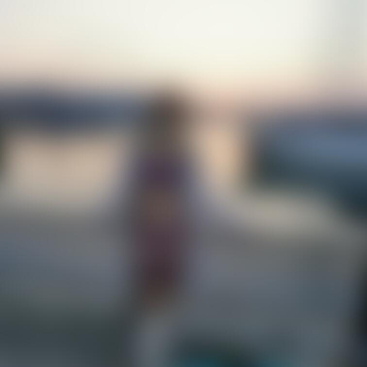 夕陽のヨットハーバーって雰囲気良いですよね💕