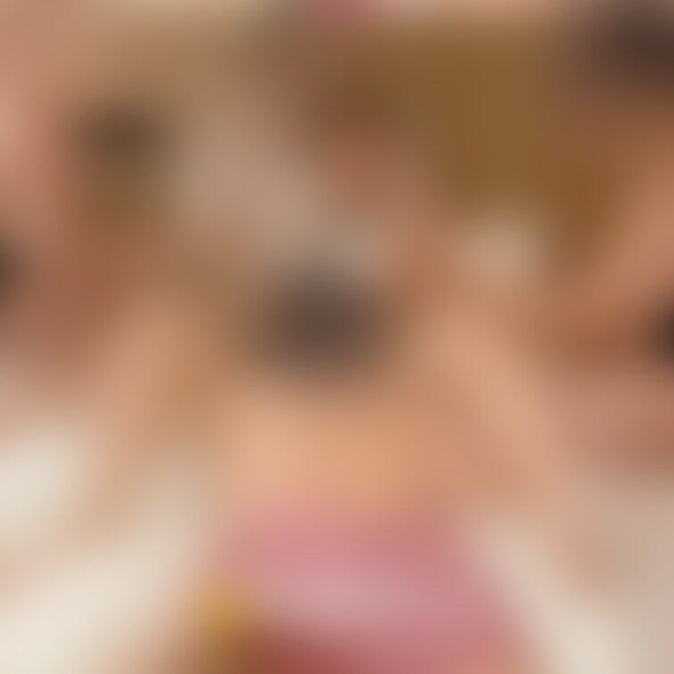 こんばんは😊💕

先日のイベント写真です🙋‍♀️
こんな可愛くてスタイルの良い👸が…この後、複数男性に…🥺❤️

