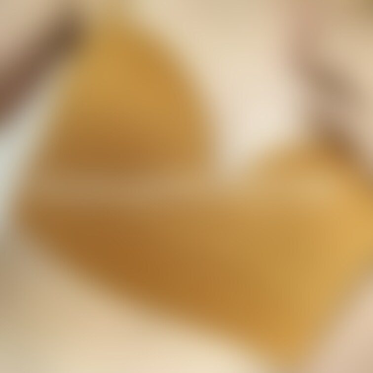 おっぱいはぜんぜん盛れないし、おしりも鼠径部もなんにも見えないパンツだけどやわからい生地でお気に入りなの🎃