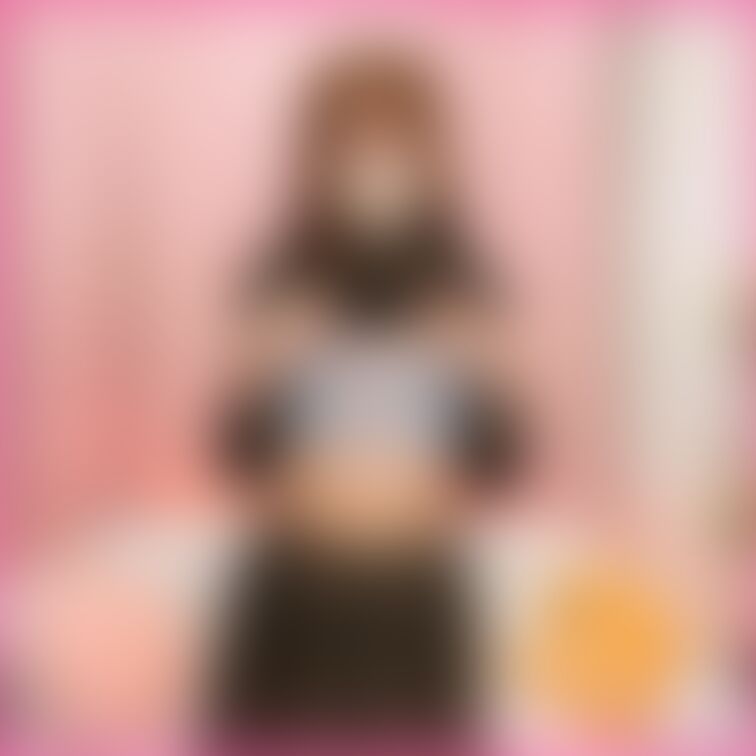 お疲れ様あああ💓💓

ハロウィンのコスプレ、どうするか迷ってる🤣

みんなはどんな仮装するの？

怖いのもか