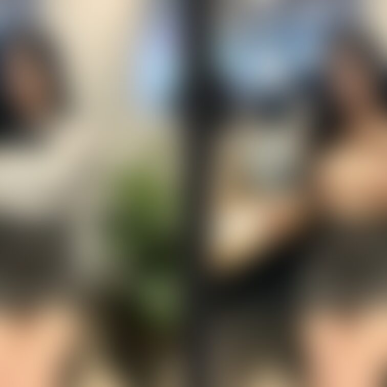 着衣と脱衣を並べた画像です。画像№115