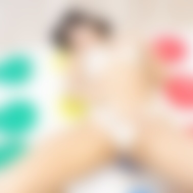 プラン加入者の方に、りんの大胆な姿態をお届けします。京都のスタジオで二人きりの場所なのに、ためらいなく脱いでくれました。