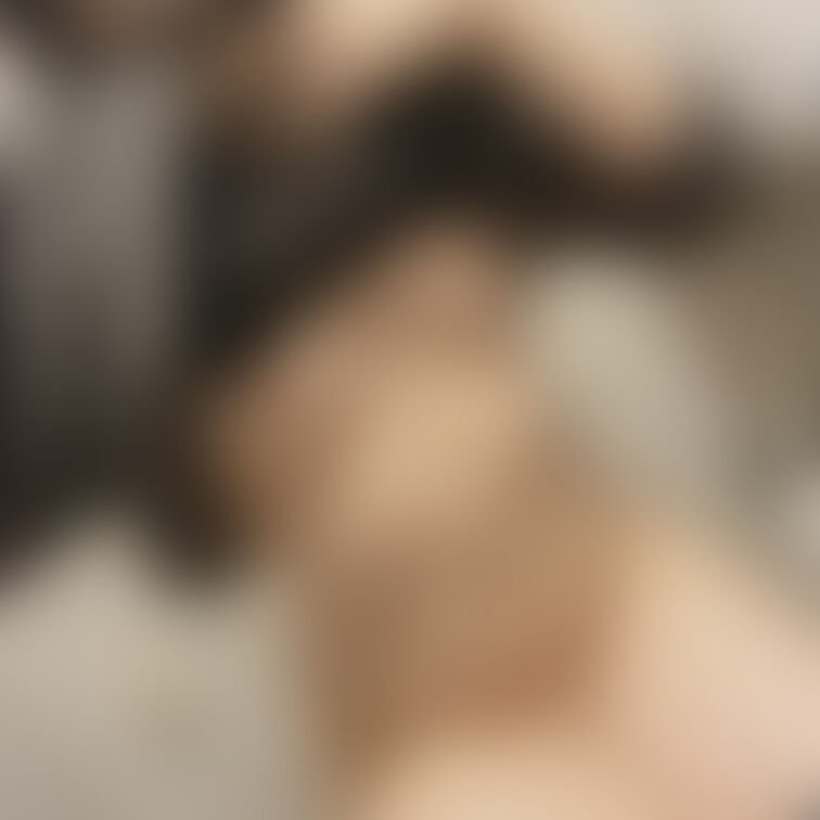 パイパンおっぱい🥺💓
【みみからのお願い💕】
えっちだと思ってくれた方は
写真下の♡印をポチッとしてくれる