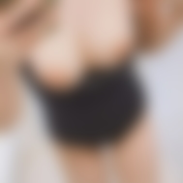 水着おっぱい