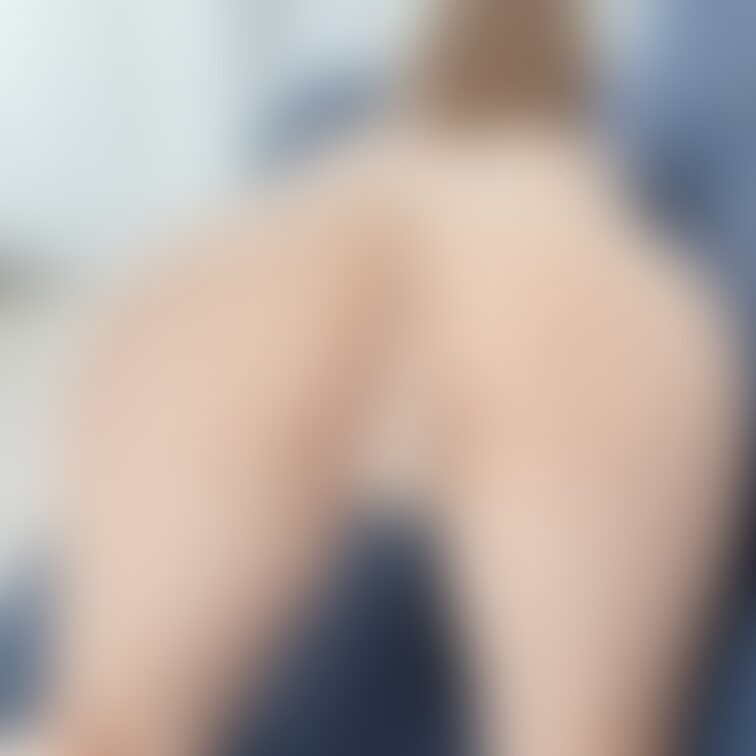 すぐに、私のおま◯こから甘い蜜が溢れ出て、おパンツにシミが出来ちゃう💓🍯💓
それが、挿入のサイン💘💘💘
