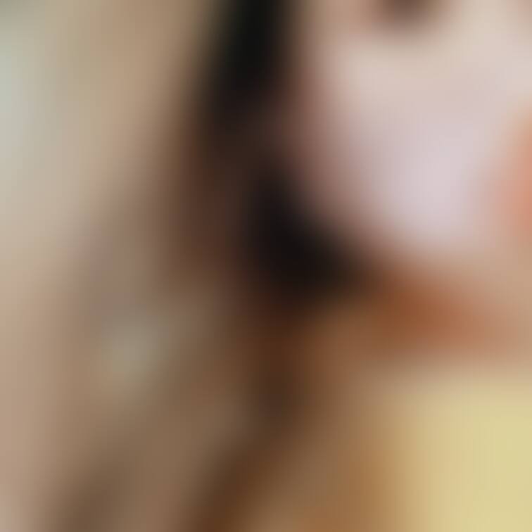 おはよん☀️
今日も暑いね🥵…
生理中で顔浮腫んでない?…
上に乗るのが好きなわたしは、下から見るとこんなかん