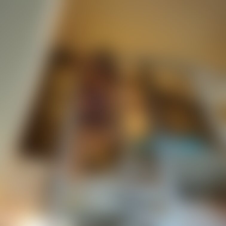 ランジェリー姿はどうですか？