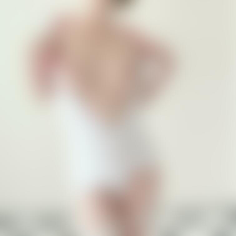 エロ熟ナース服シリーズゎこれで終わりです🤗✨

キャップ？あったんだけど、どうやっても被れなかった🤣🤣🤣
だから、