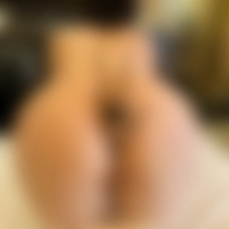 仕事終わりのOLの、蒸れたお尻の穴に挟まりたいですね。