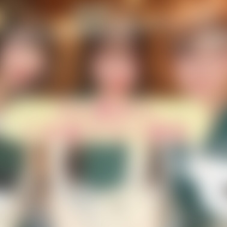 あいりちゃんくっきーちゃんと!
今日から5日まで連続で動画投稿されます!!
普段しないようなことたくさんしたので楽し
